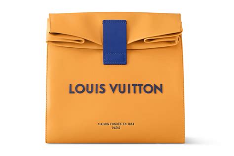 louis vuitton paint splatter bag|This Louis Vuitton ‘sandwich bag’ costs more than $3000 .